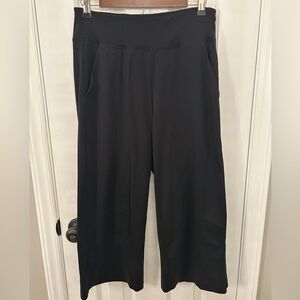 Athleta Size SP Small Petite Black Wide Leg Cropped Pants